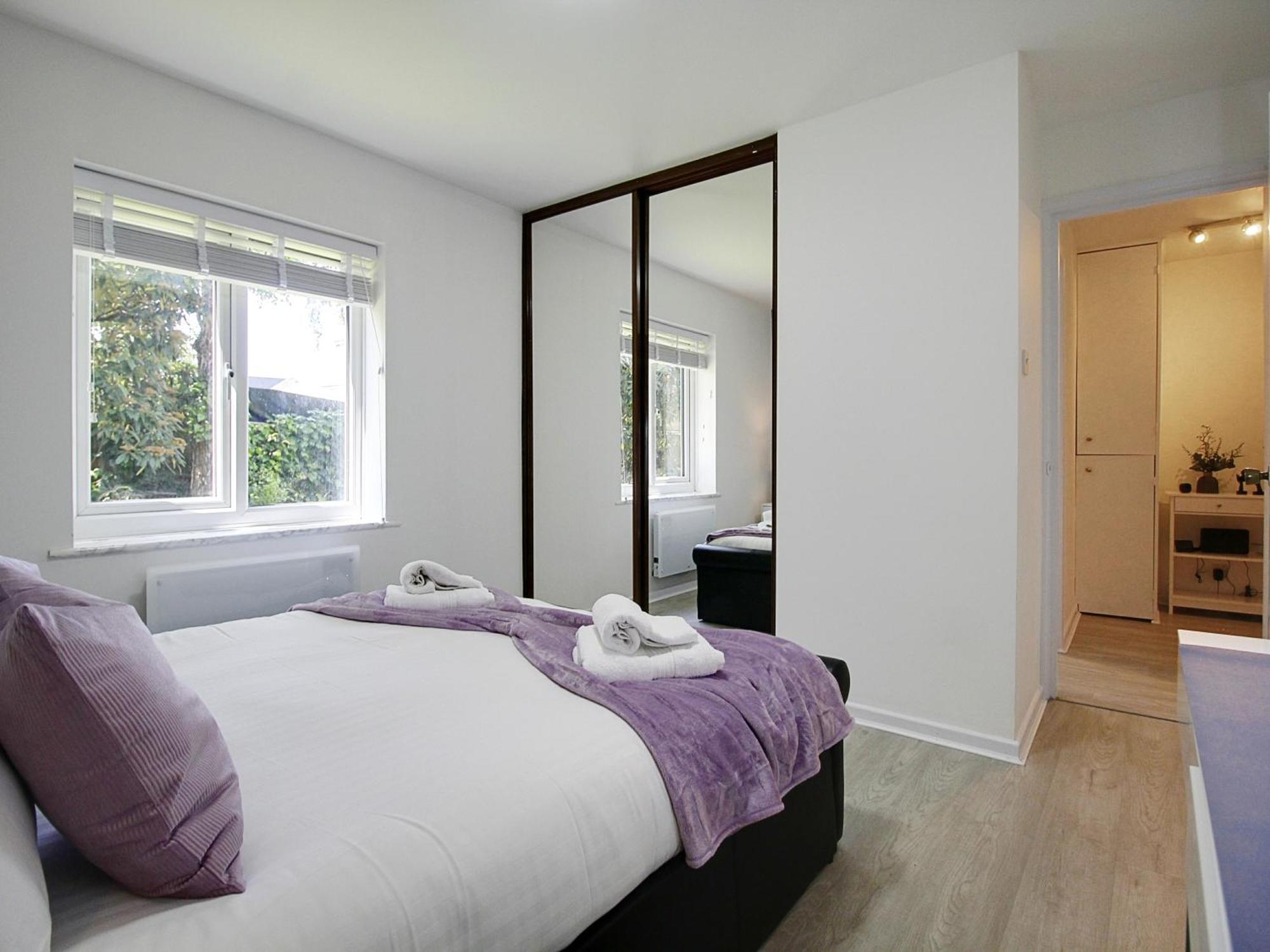 2Bdr Flat Rg1 - Free Open Parking Leilighet Reading Eksteriør bilde